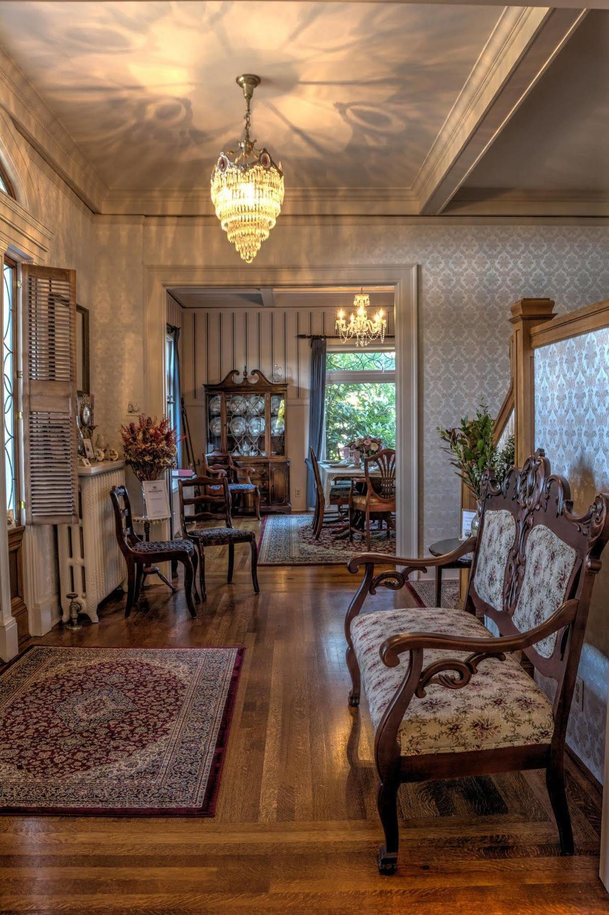 Bayside Bed And Breakfast Everett Bagian luar foto
